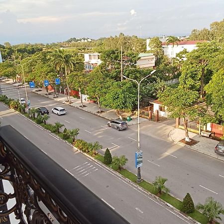 Quang Minh Hotel Ðố Sơn Buitenkant foto