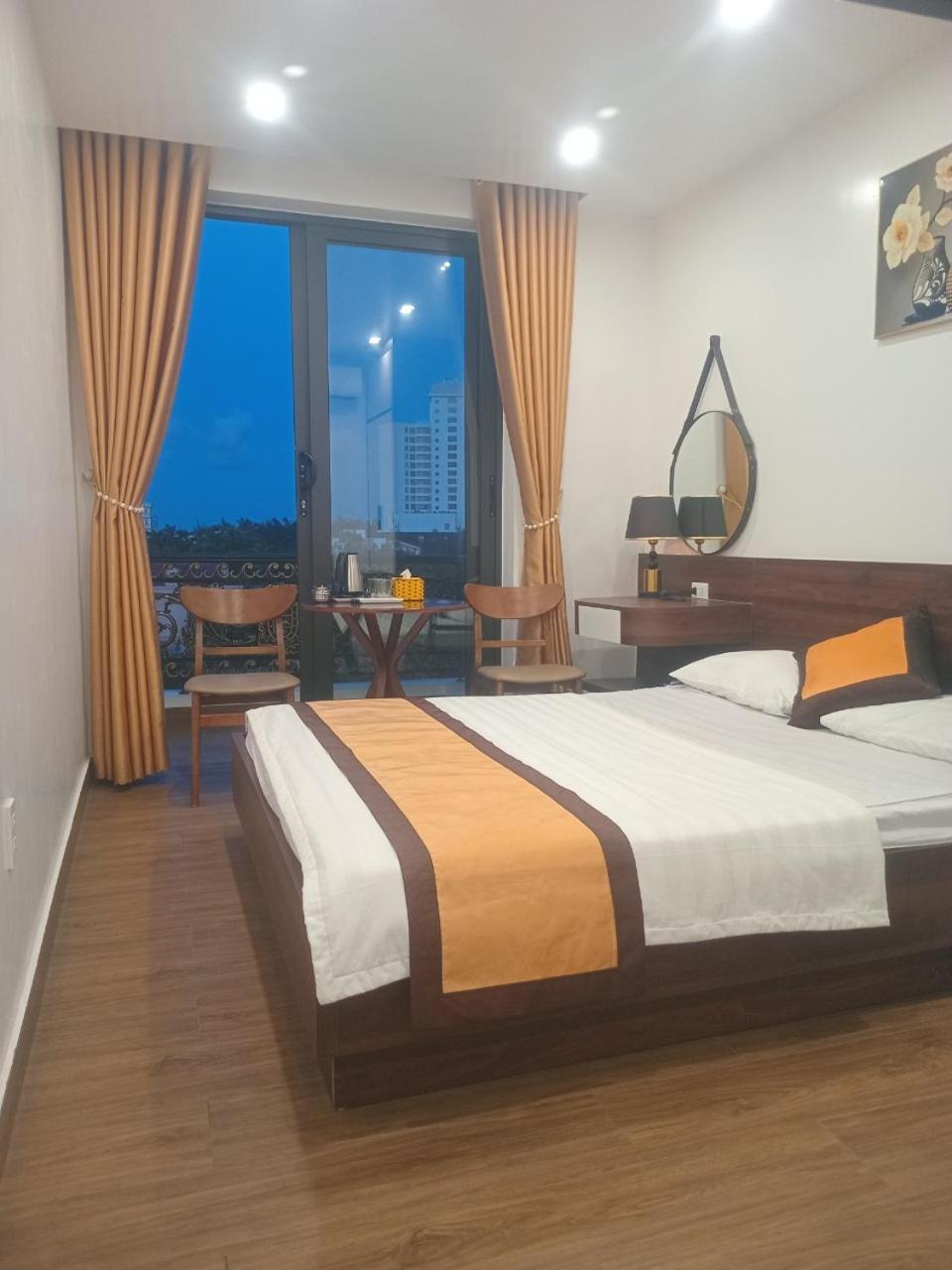 Quang Minh Hotel Ðố Sơn Buitenkant foto