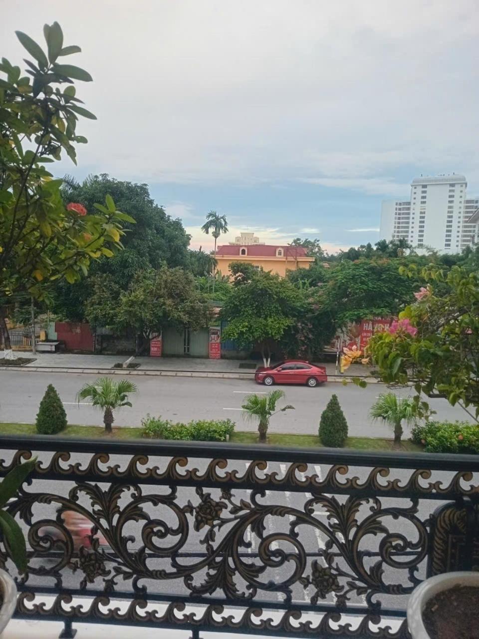 Quang Minh Hotel Ðố Sơn Buitenkant foto